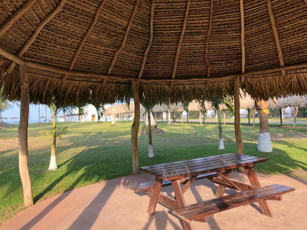 Hotel Bungalows Marbella Costa Esmeralda Monte Gordo 外观 照片