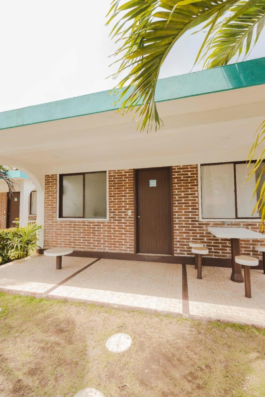 Hotel Bungalows Marbella Costa Esmeralda Monte Gordo 外观 照片