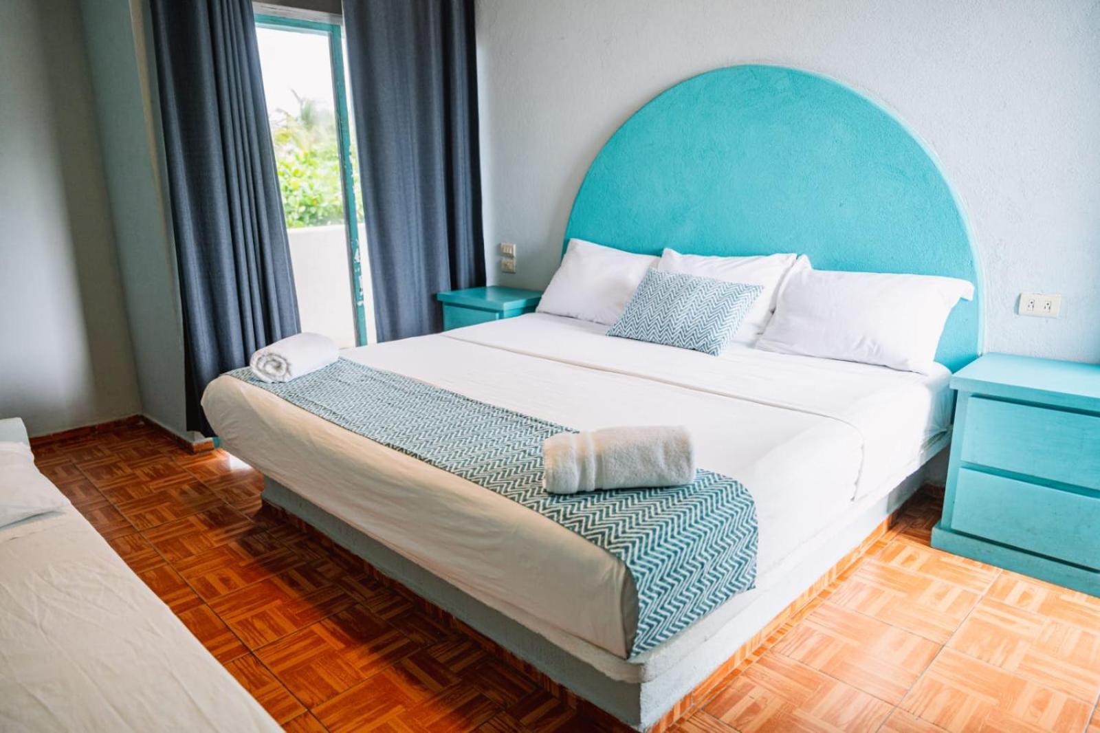 Hotel Bungalows Marbella Costa Esmeralda Monte Gordo 外观 照片